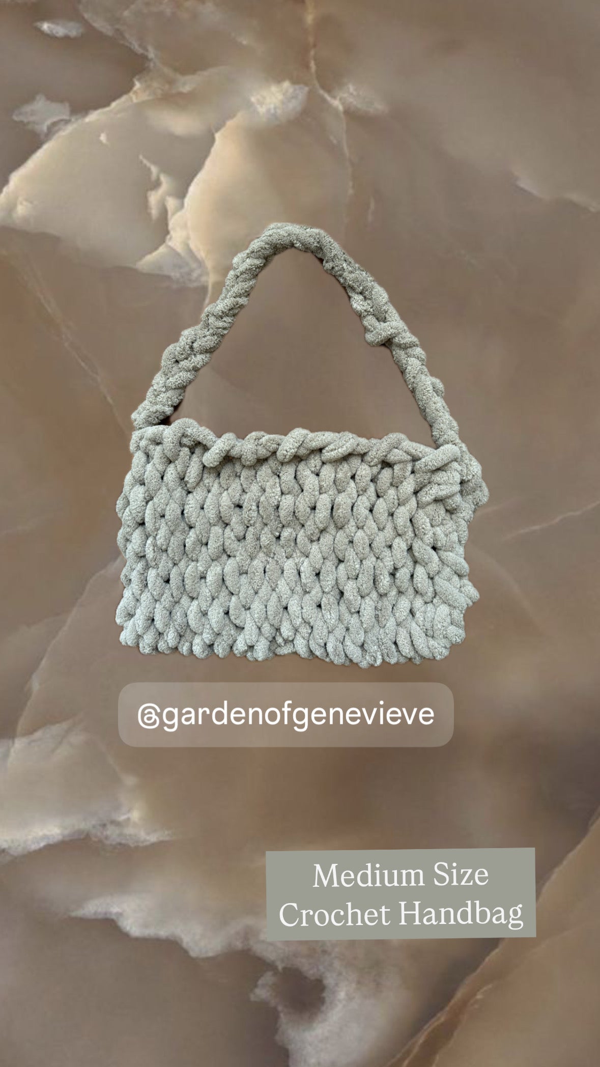 Médium Size Crochet Handbag